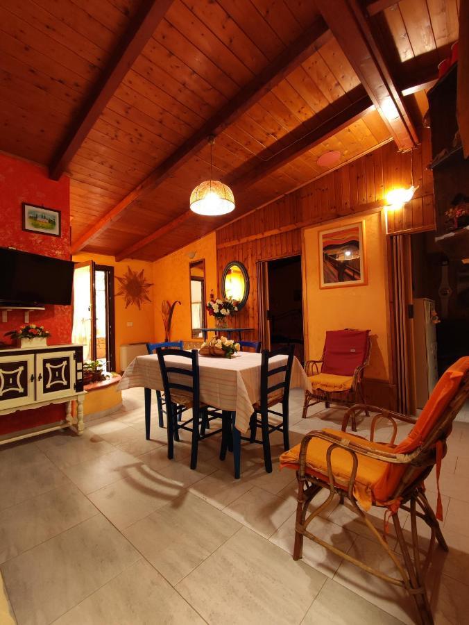 Casa Del Pino Villa Porto Pino Kültér fotó